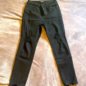 Skinny ripped black denim jeans